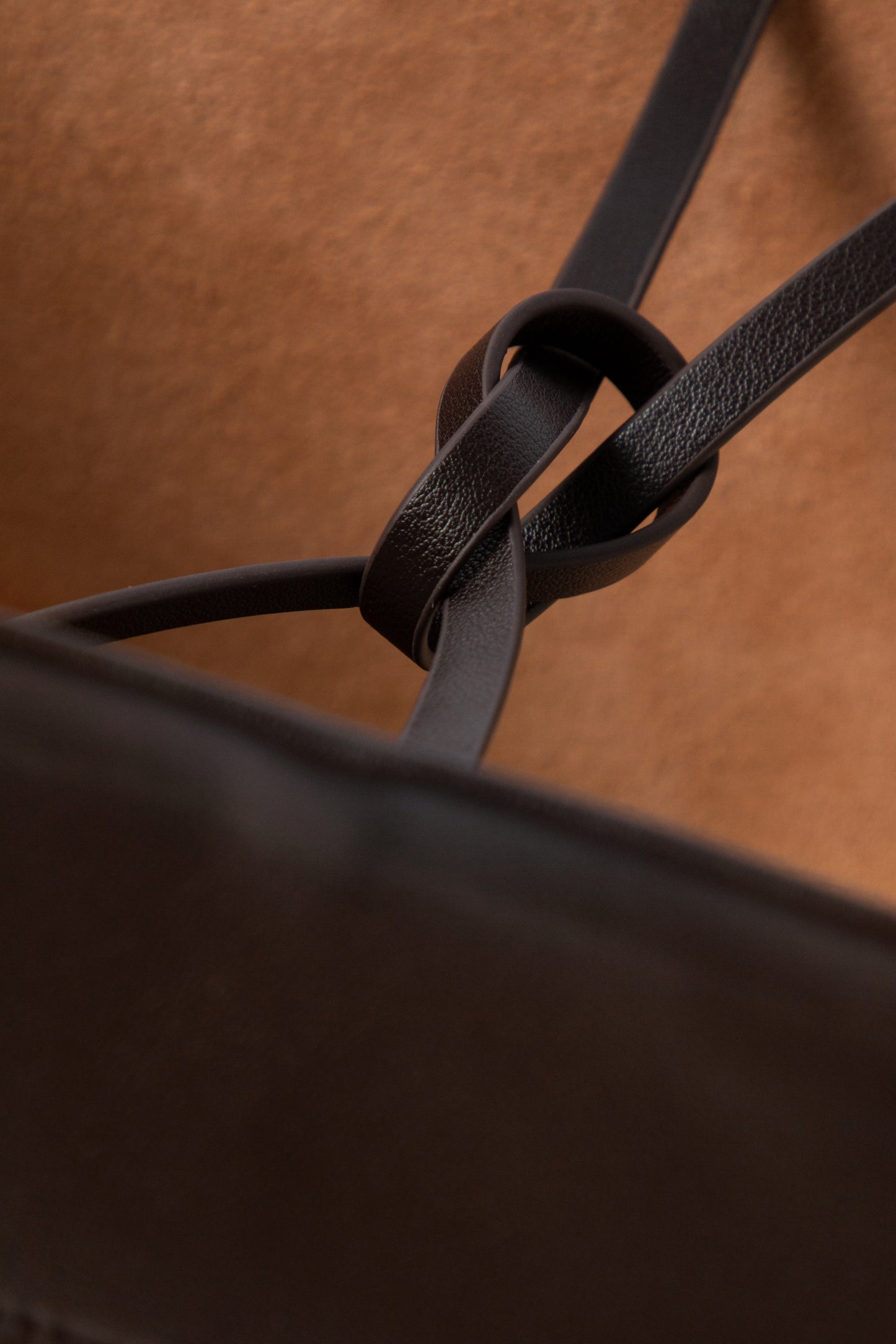 Minimal Leather Shoulder Bag