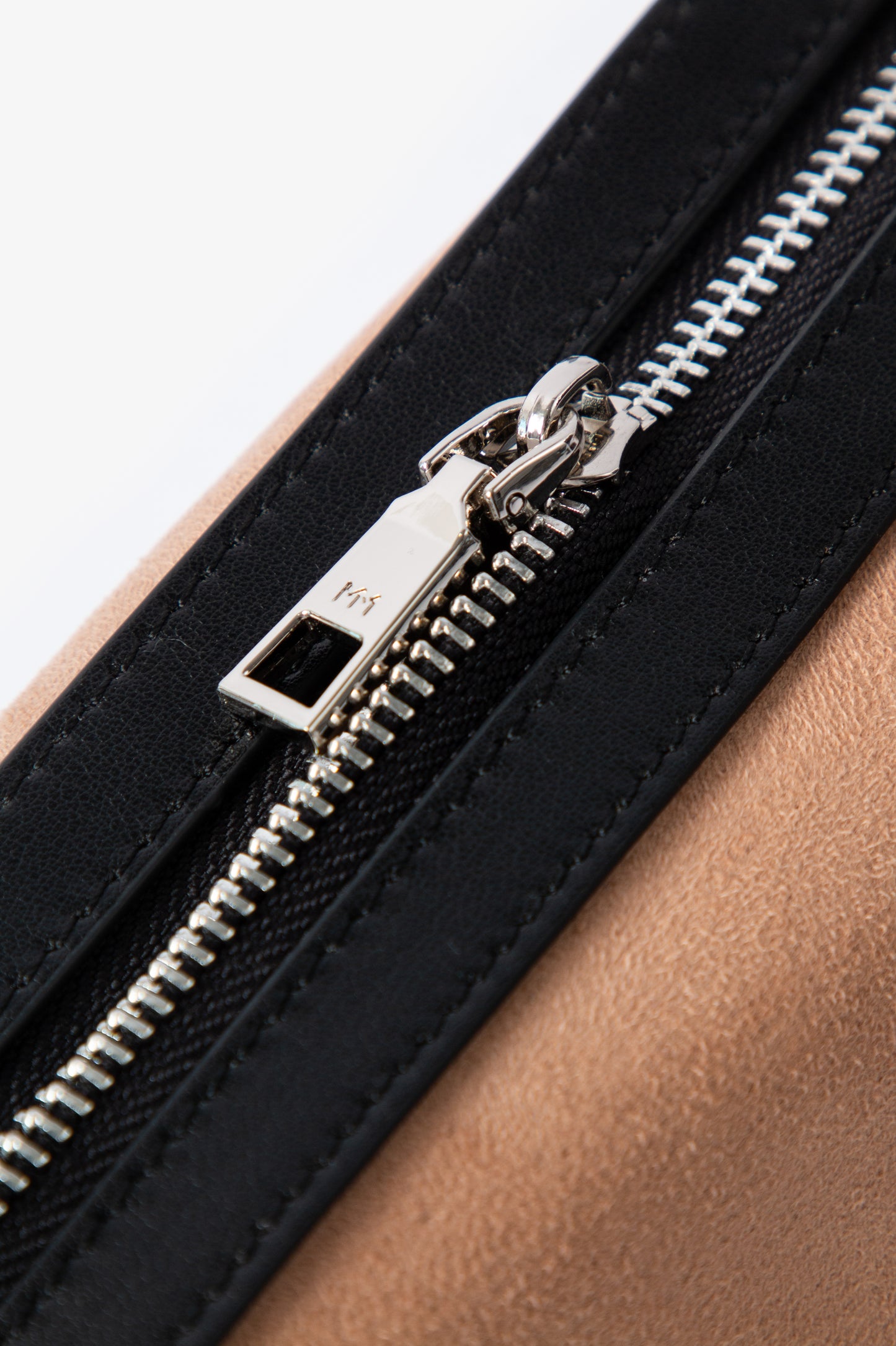 Minimal Leather Shoulder Bag