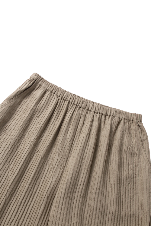 Load image 1 in gallery view. Relaxed Pleated Silk Pants