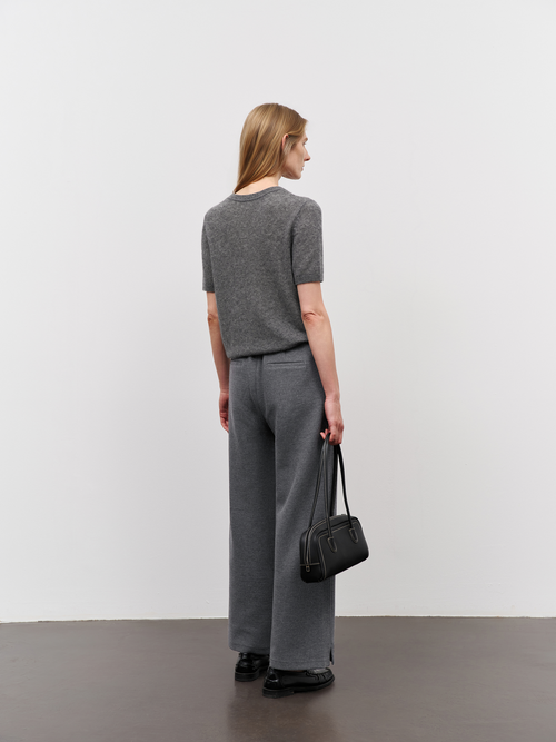 Load image 1 in gallery view. Lightweight Cashmere-Silk Short-Sleeve Sweater