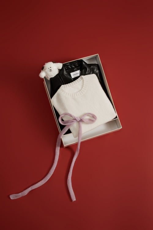 Load image 1 in gallery view. Premium Gift Box