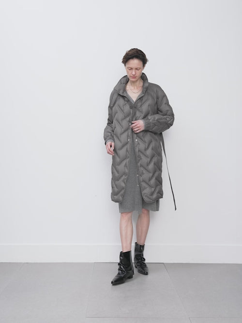 Load image 1 in gallery view. Midi Quilted Down Jacket