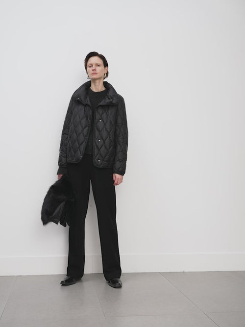 Load image 1 in gallery view. Ripple Goose Quilted Down Jacket